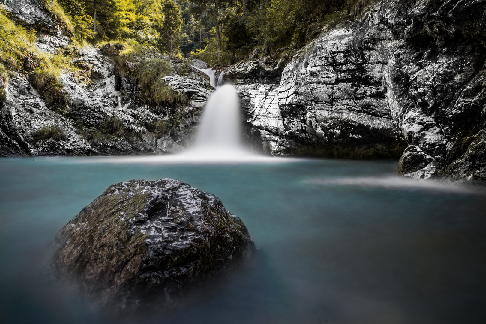 Langzeitbelichtung Wasserfall