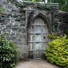 Lanhydrock House Tor der Kirche.... 