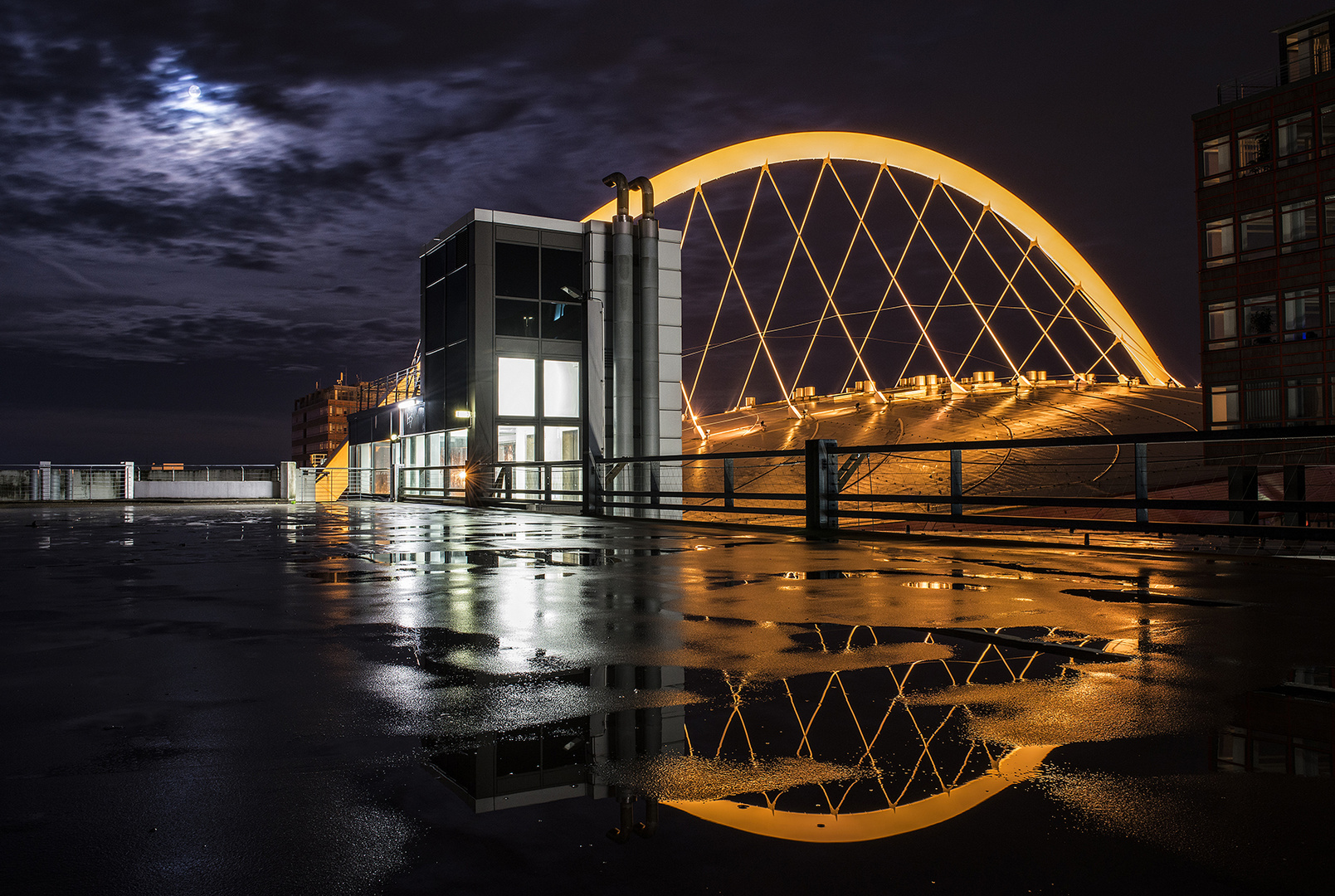 lanxess @ night