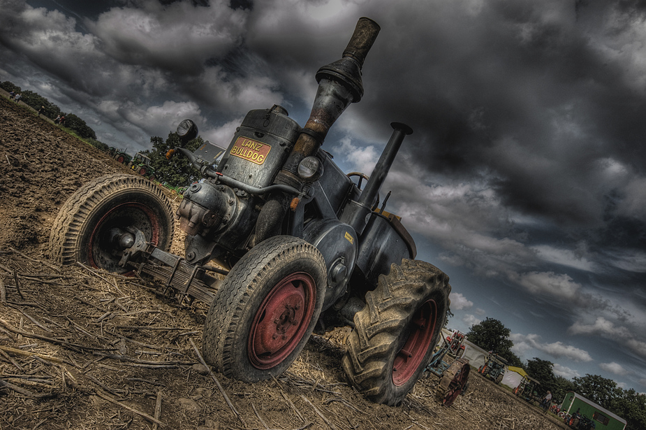Lanz Bulldog Foto & Bild | bearbeitungs - techniken, hdri ...