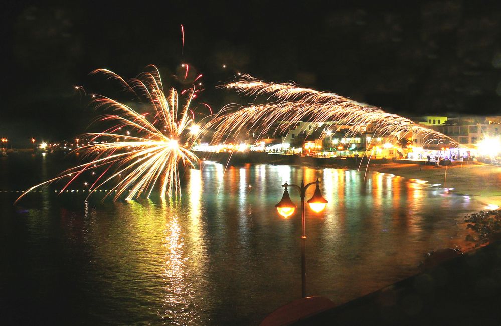 Lanzarote 2019 (18) - Jeden Abend ein kleines Feuerwerk