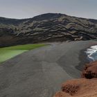 Lanzarote grüne Lagune am Meer