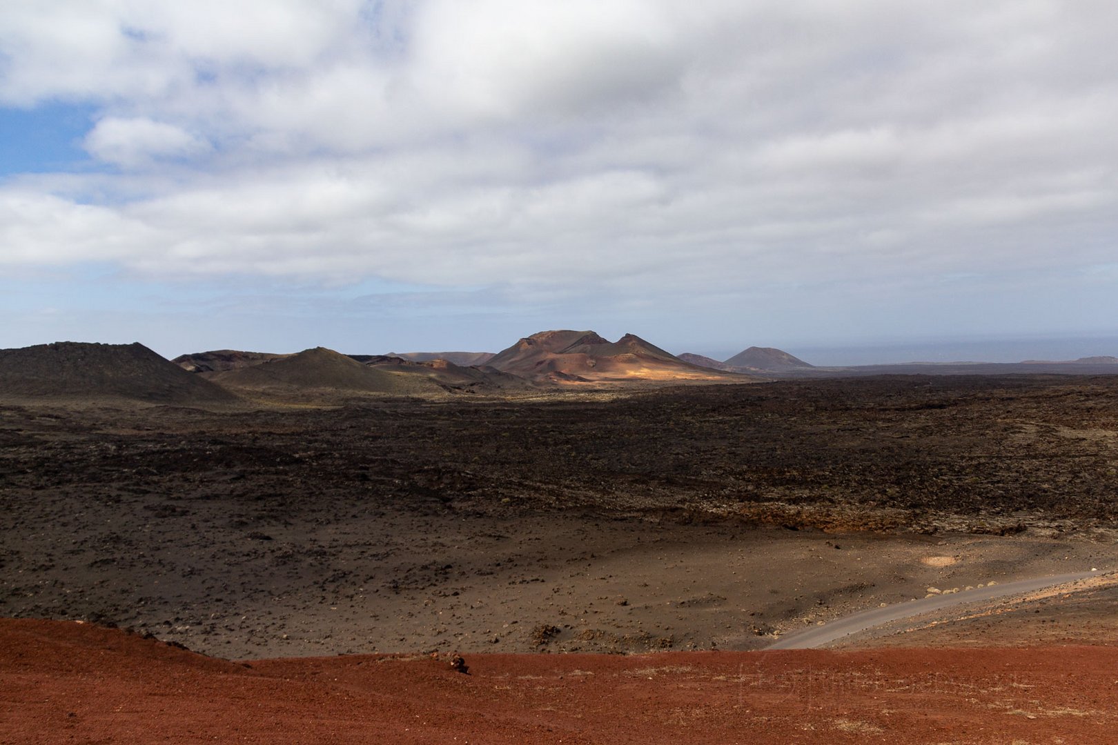 Lanzarote vor der Seuche ... Timanfaya (6) - auch bei 'schlechtem' Wetter eine tolle Aussicht