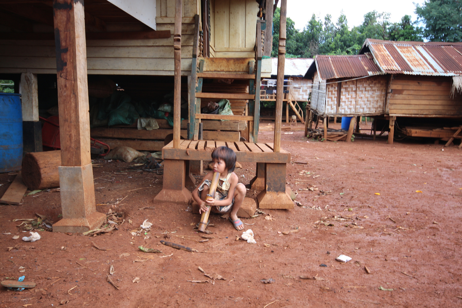 Laos Reise, Smoking Girl