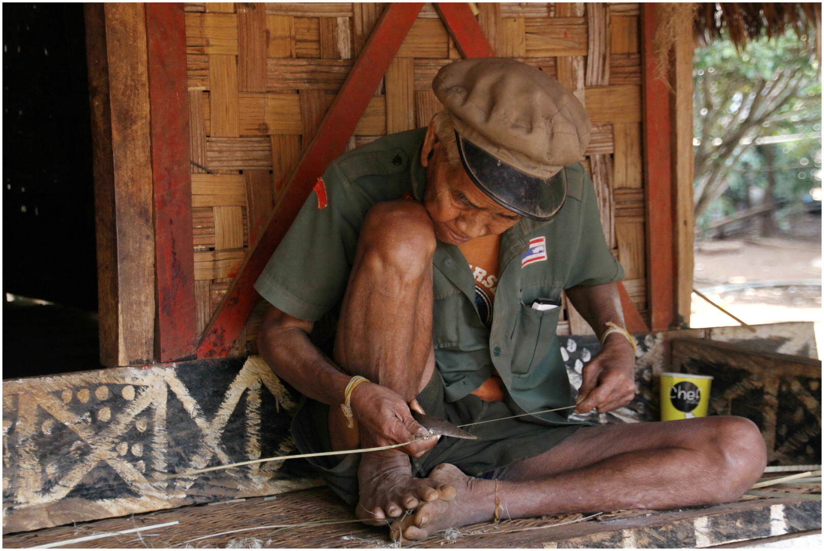Laotischer Handwerker