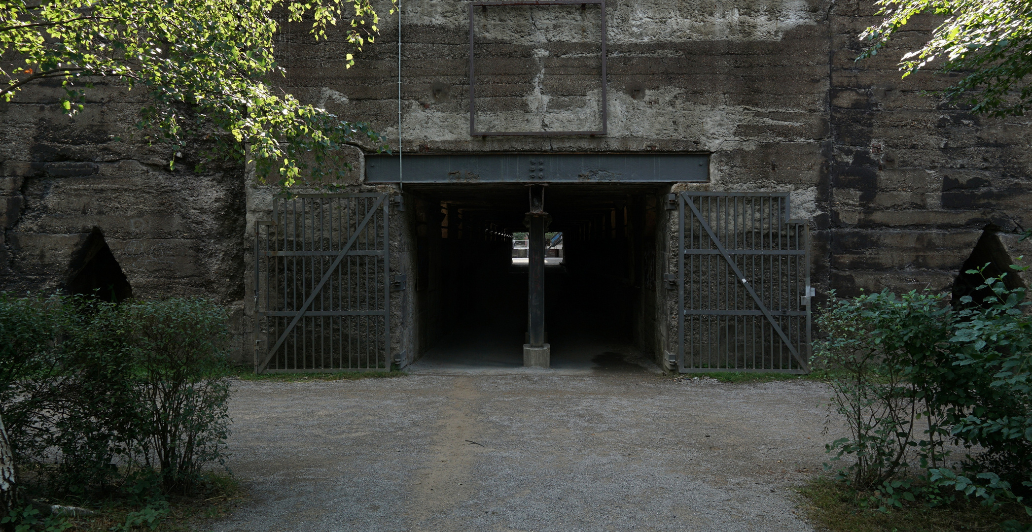LaPaDu - Durchgang unterm Bunker