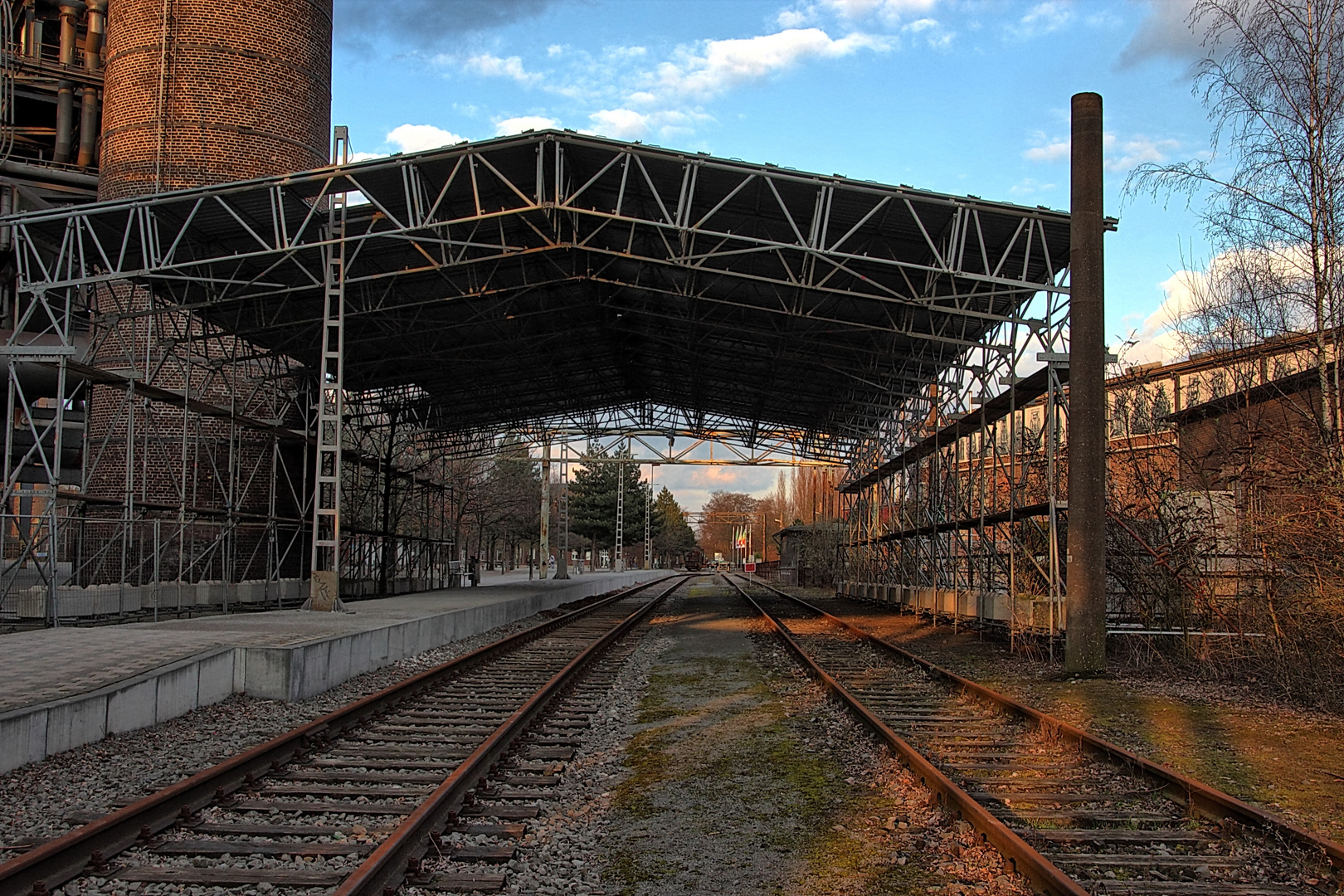 Lapadu hinterm Bahnhof