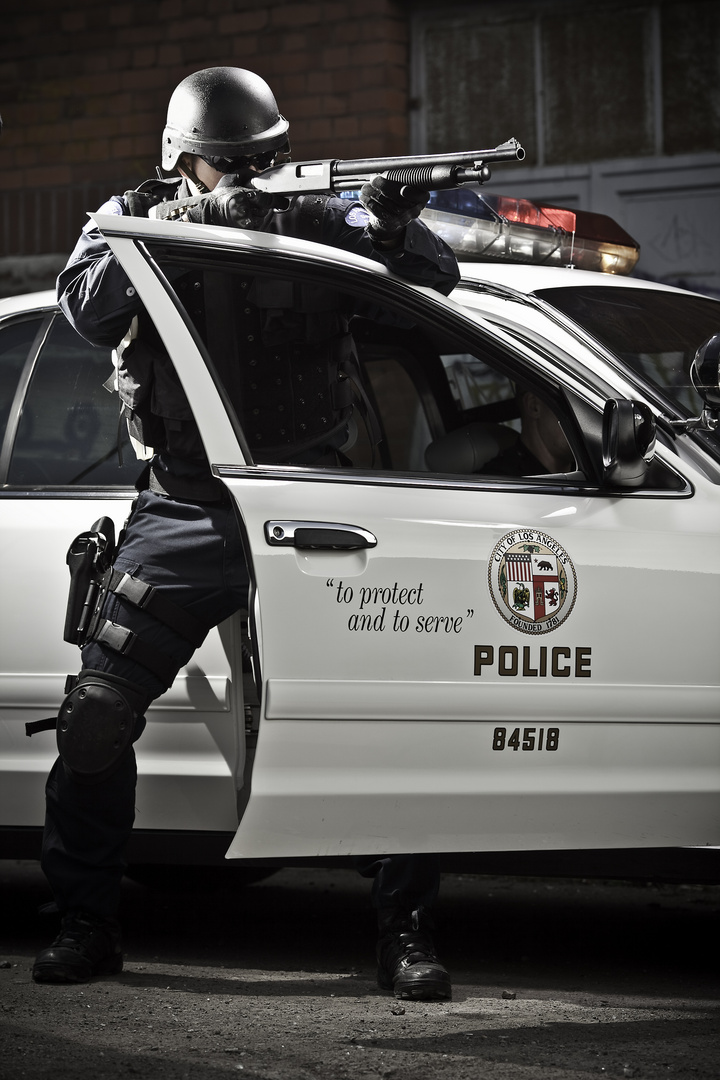 LAPD SWAT / Ford Crown