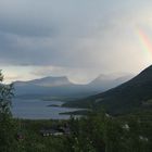 Lapporten mit Regenbogen