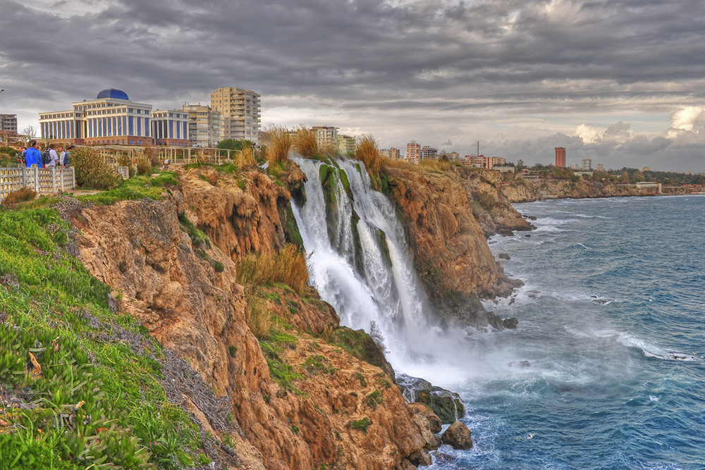 LARA-WASSERFALL IN ANTALYA