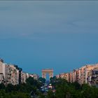 l'Arc de Triomphe et la lune