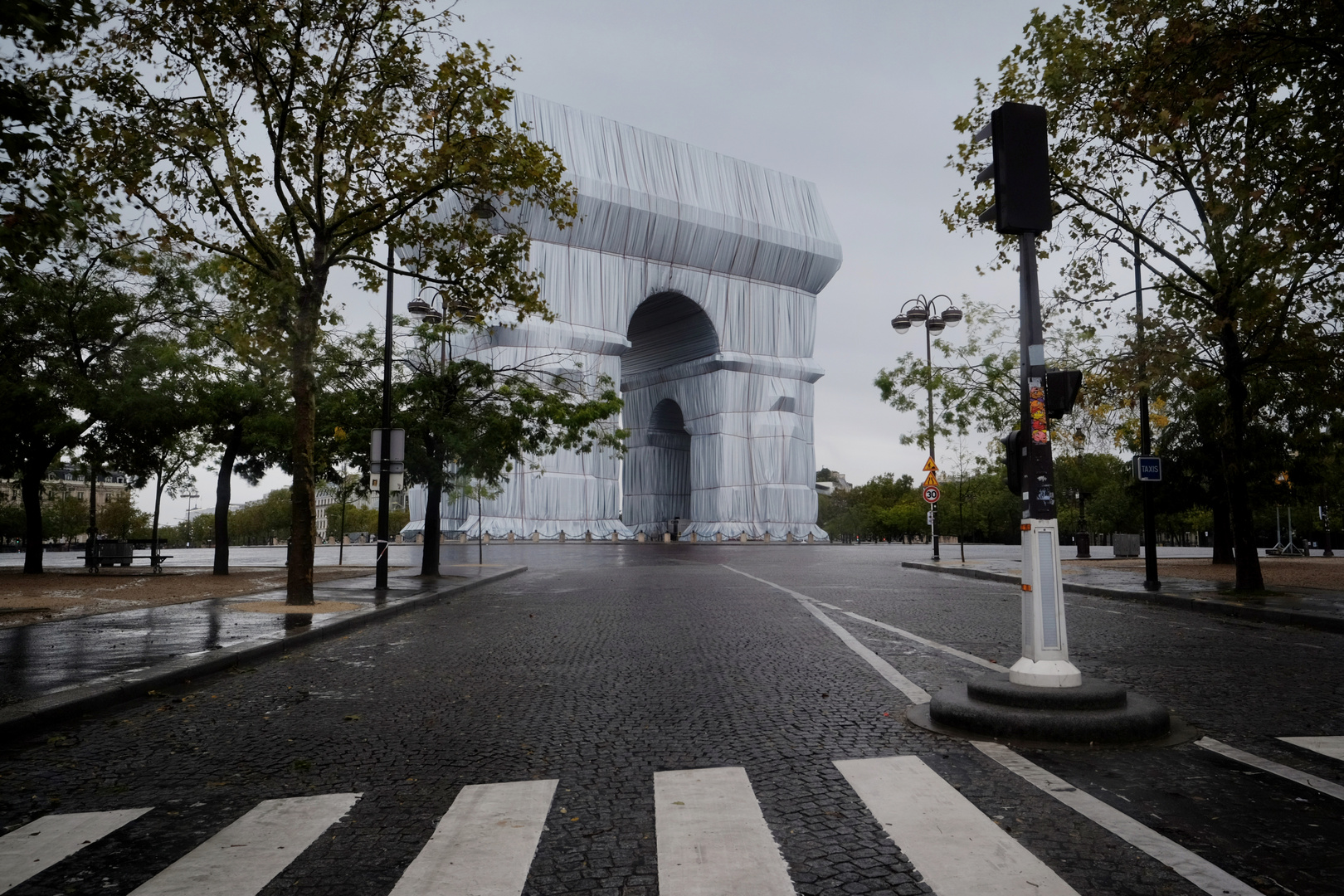 L'Arc de Triomphe, Wrapped