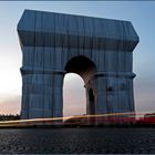 "L'Arc de Triomphe, Wrapped" - II