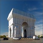 "L'Arc de Triomphe, Wrapped" - IX