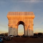 "L'Arc de Triomphe, Wrapped" - XII