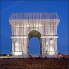 "L'Arc de Triomphe, Wrapped" - XIX