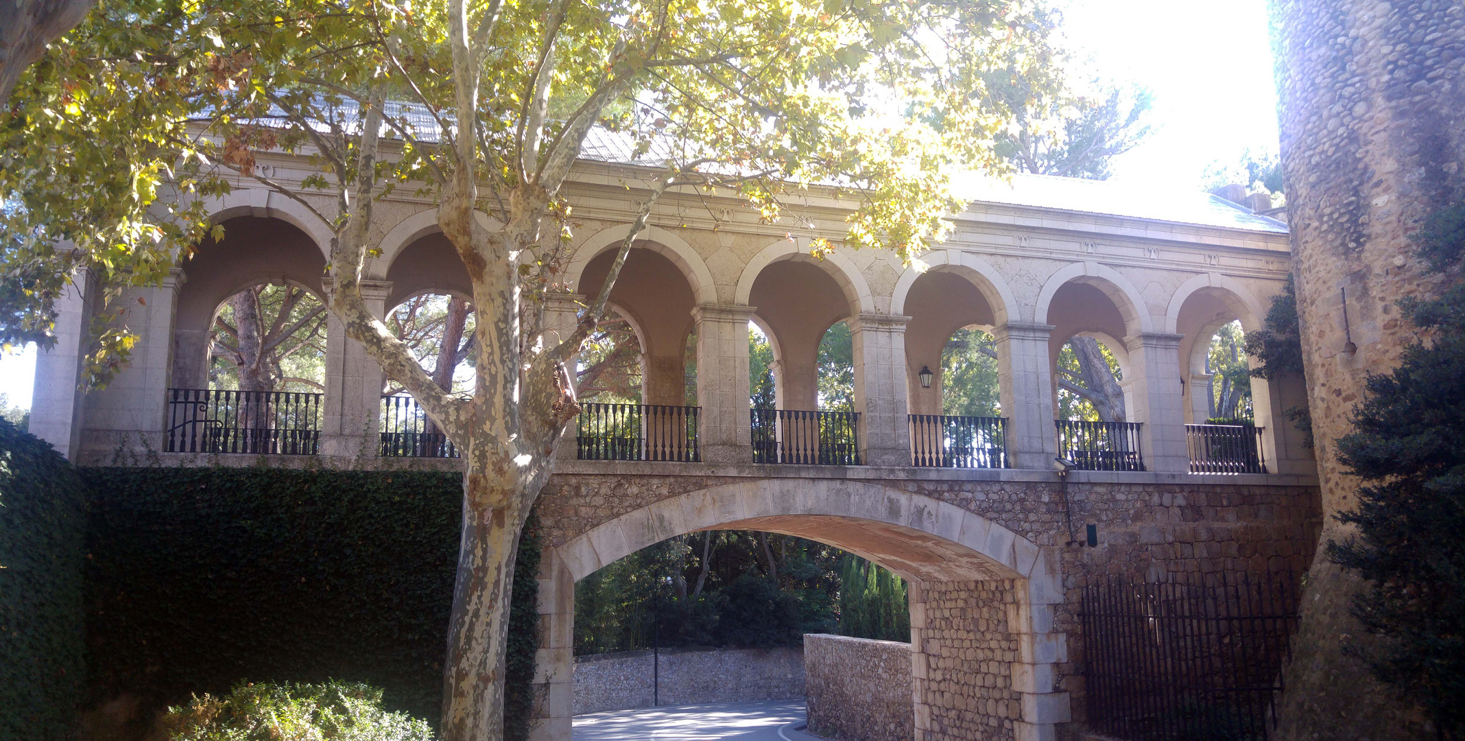 l'arche , perralada (espana, cataolona )