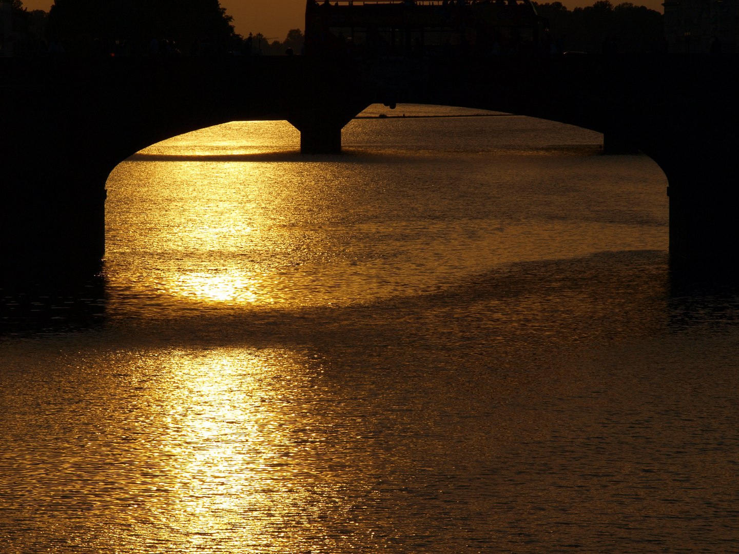 L'arno e i suoi tramonti