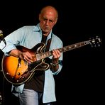 Larry Carlton.