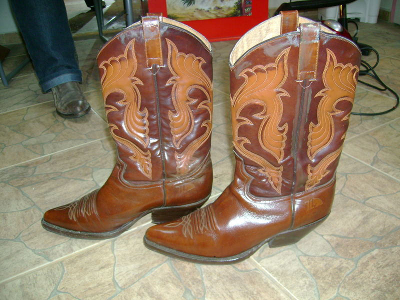 LAS BOTAS DE FREDDY CATALDO