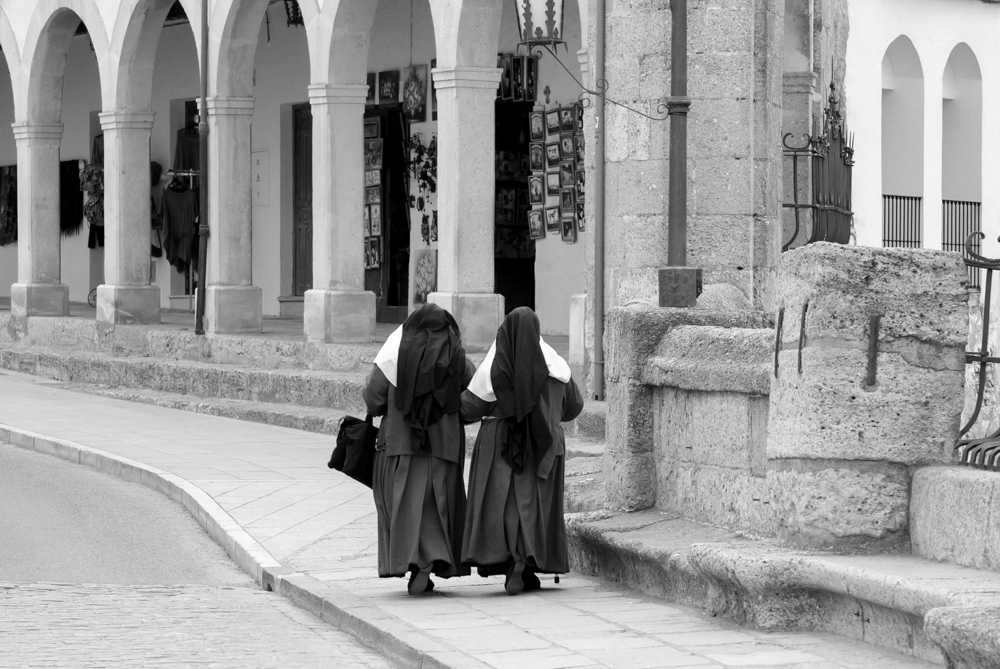 Las Monjas