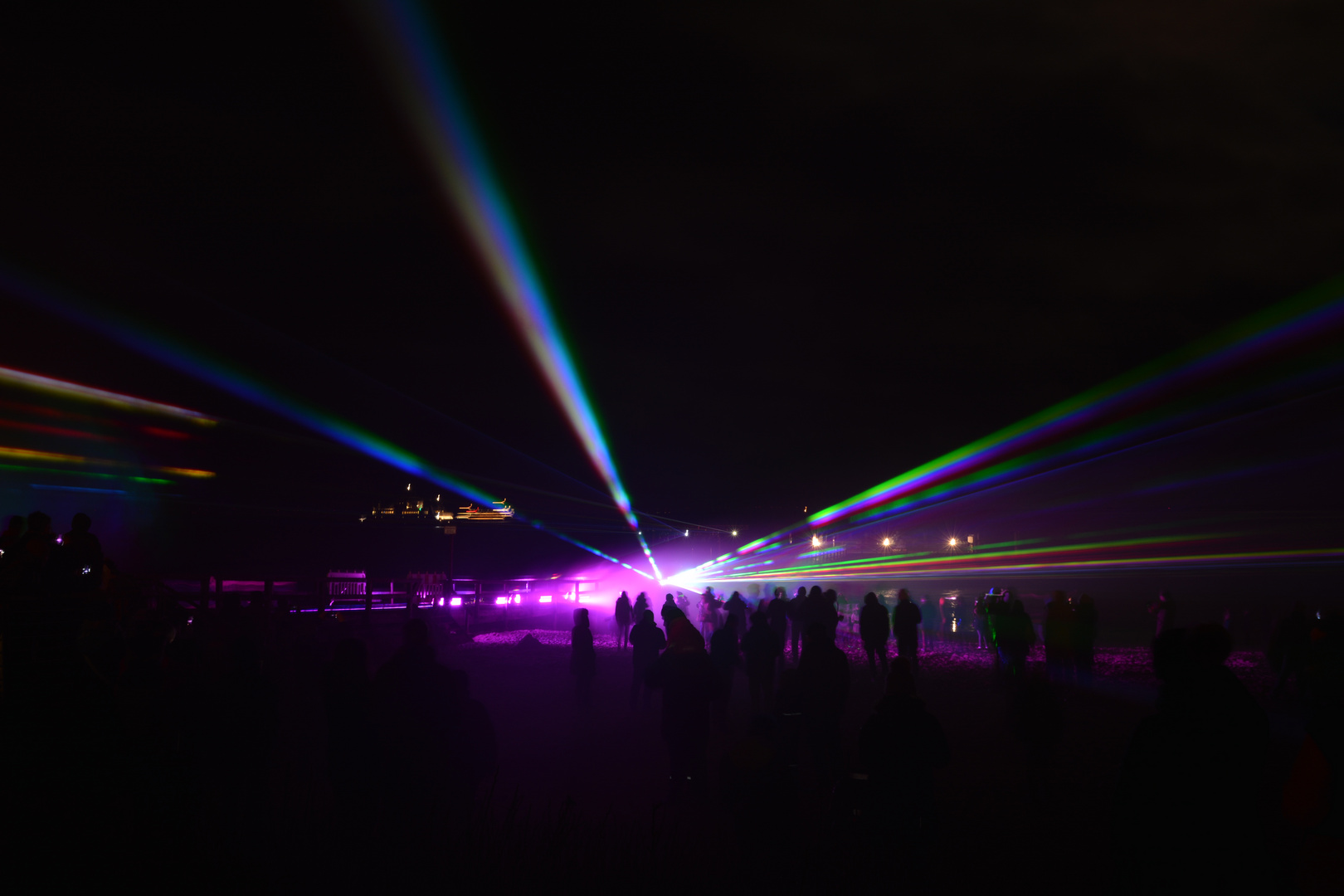 Lasershow / Feuerwerk