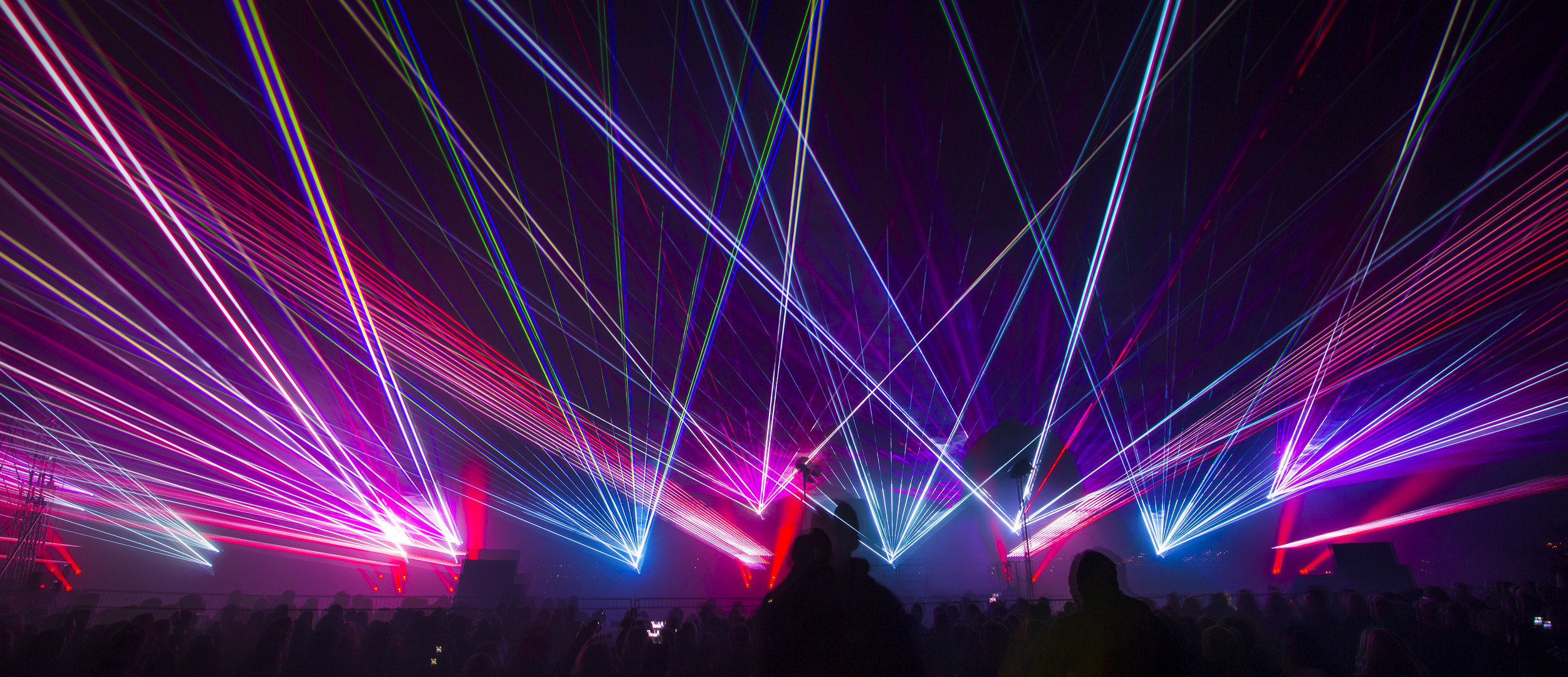 Lasershow im Scharnhauser Park