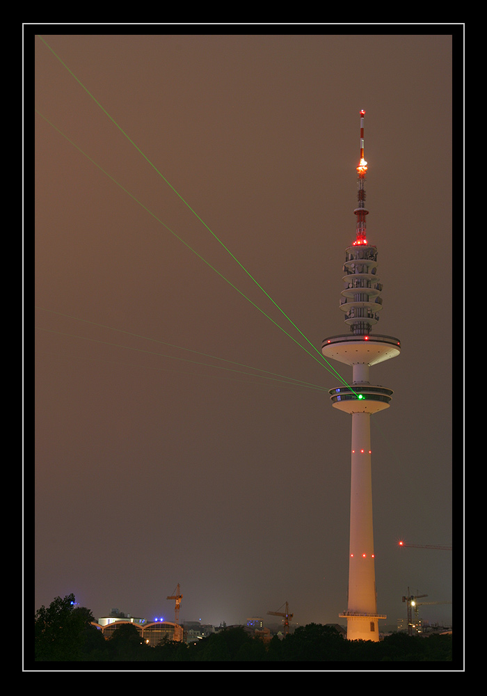 Lasershow over Hamburg WM 2006