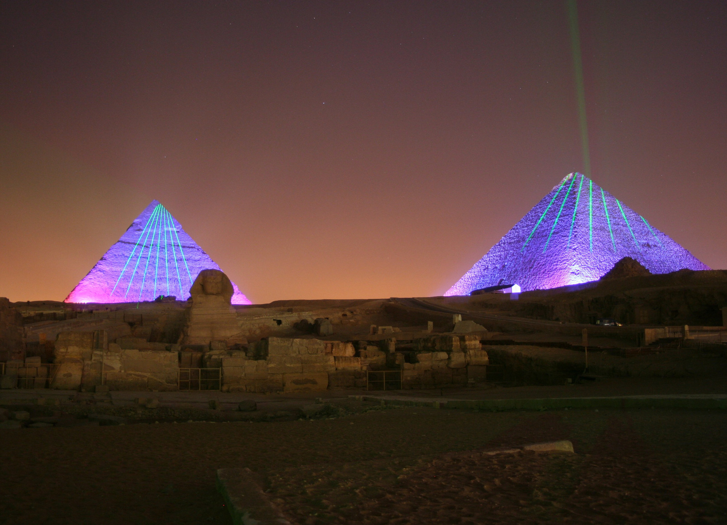 Lasershow Pyramiden