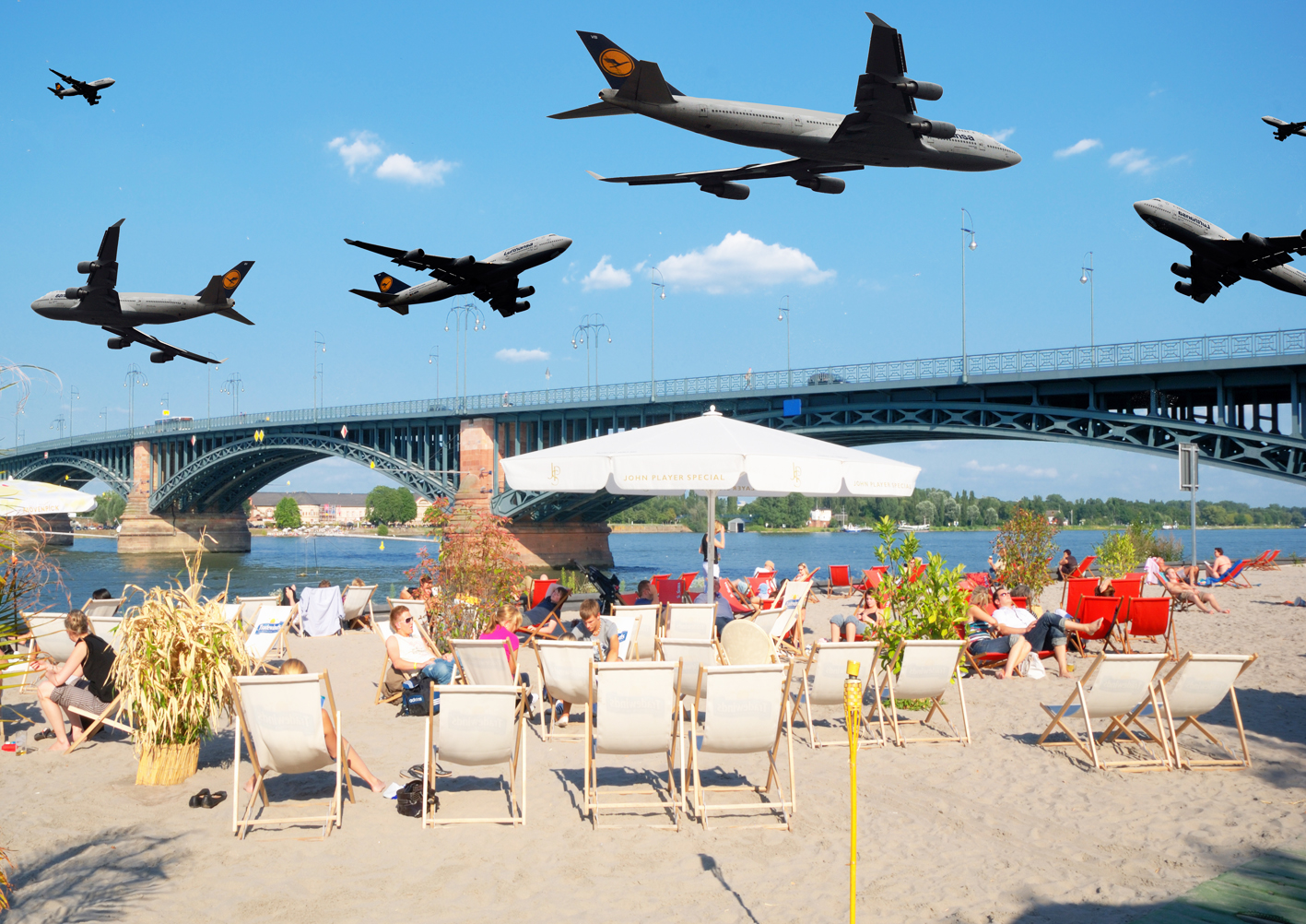 lasst uns Flugzeuge füttern am Strand......