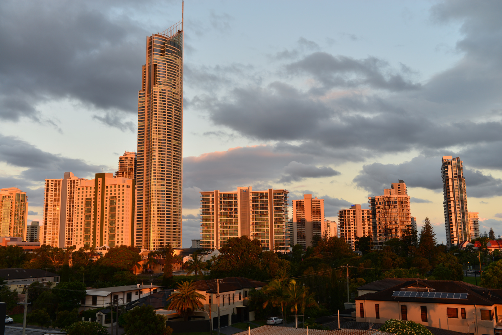 last but not least the sunset on Surfers Paradise