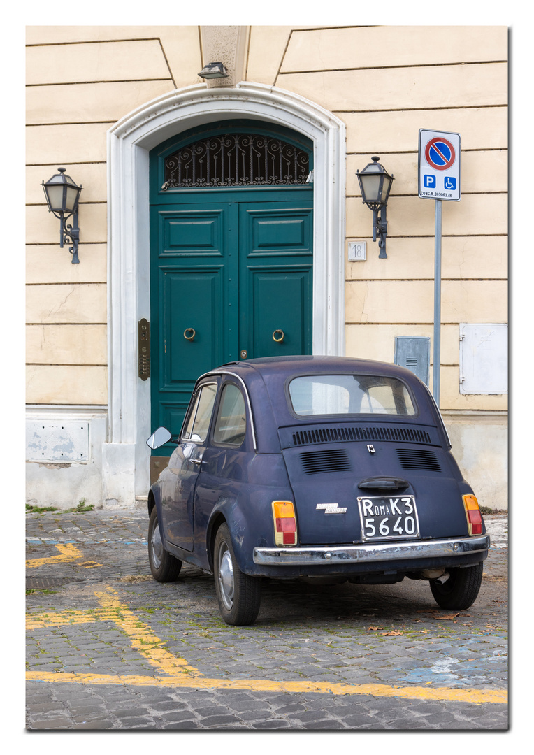 Last chance to see: Fiat 500 daily driver (Rome Dec. 2023)