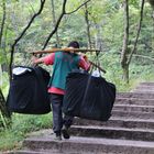 Lasten-Träger in Huang Shan (2)