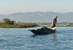 Lastentransport auf dem Inlesee