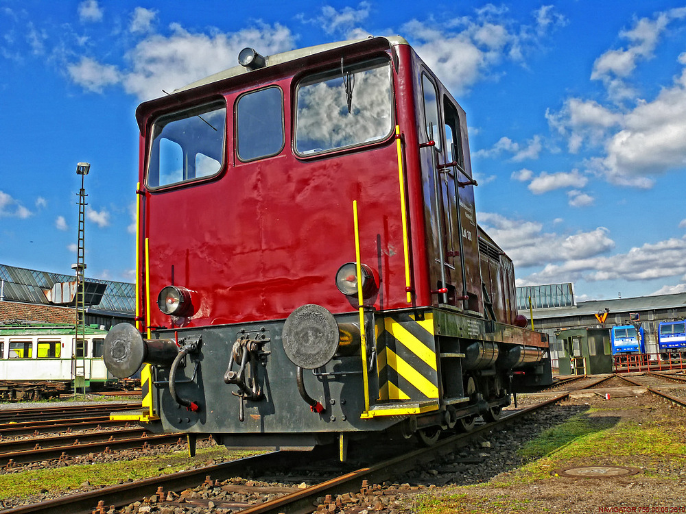 Lastenverschieber. / HDR