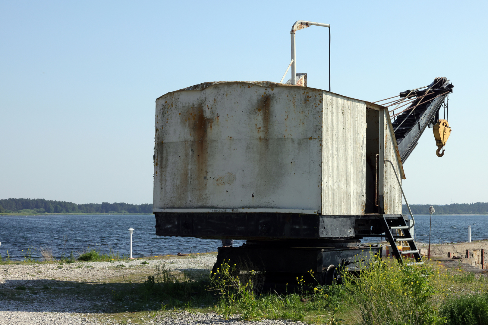 Lastkran im aufgelassenen Kalkbergwerk in Bläse