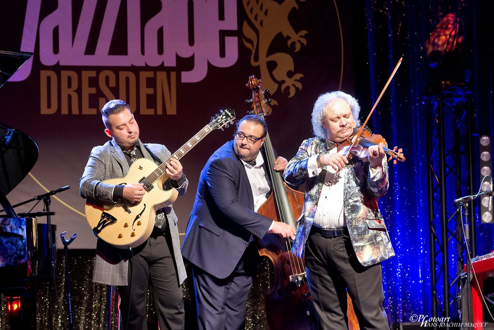 Laszlo Balogh, Vilmos Csikos, Roby Lakatos Foto & Bild konzert, live