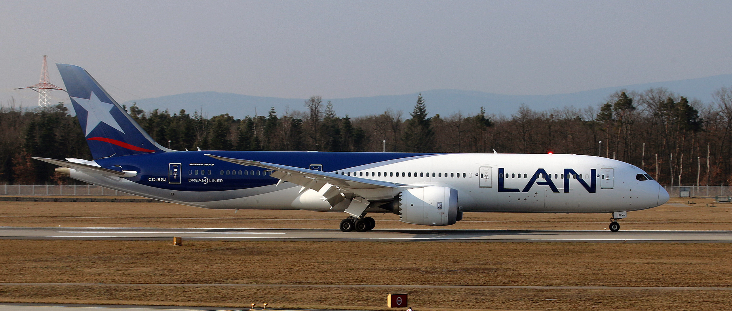 LATAM AIRLINES / CHILE