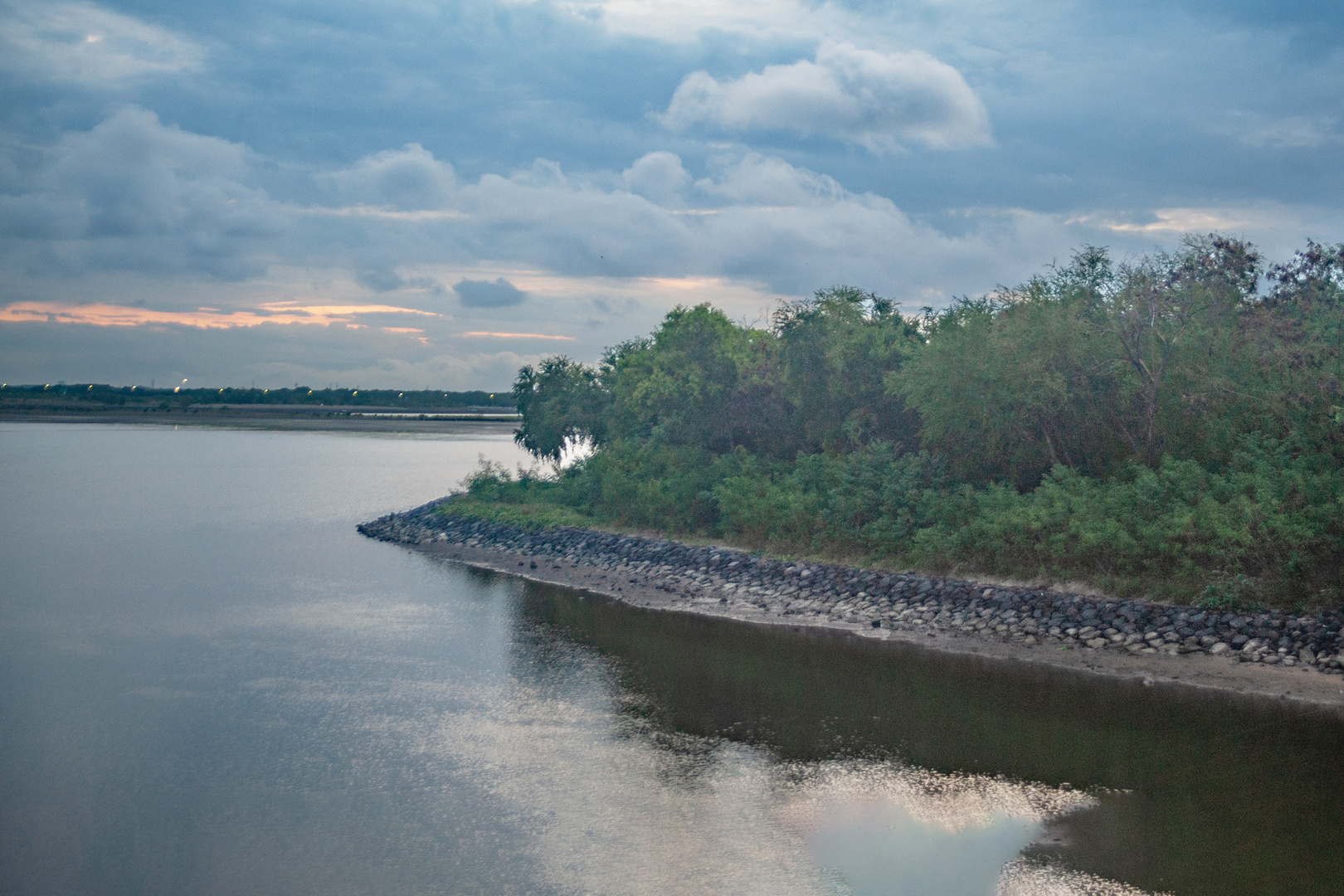 Late afternoon at the Serangan bridge