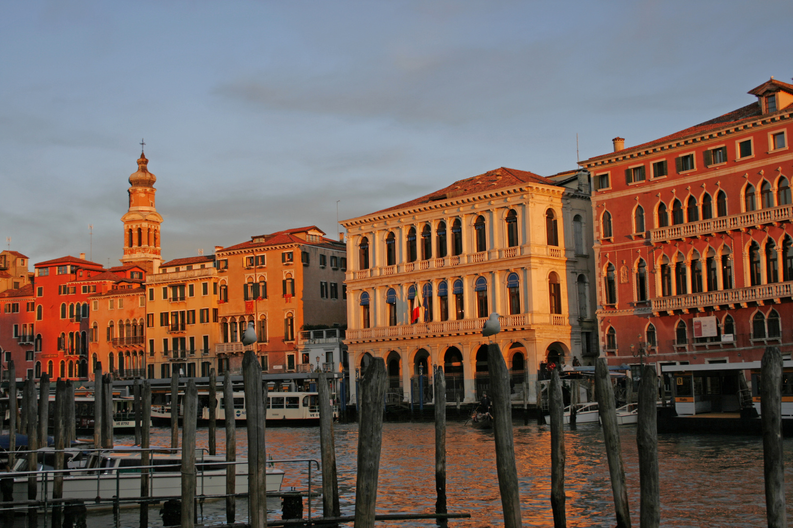 Late sun over the venice canal