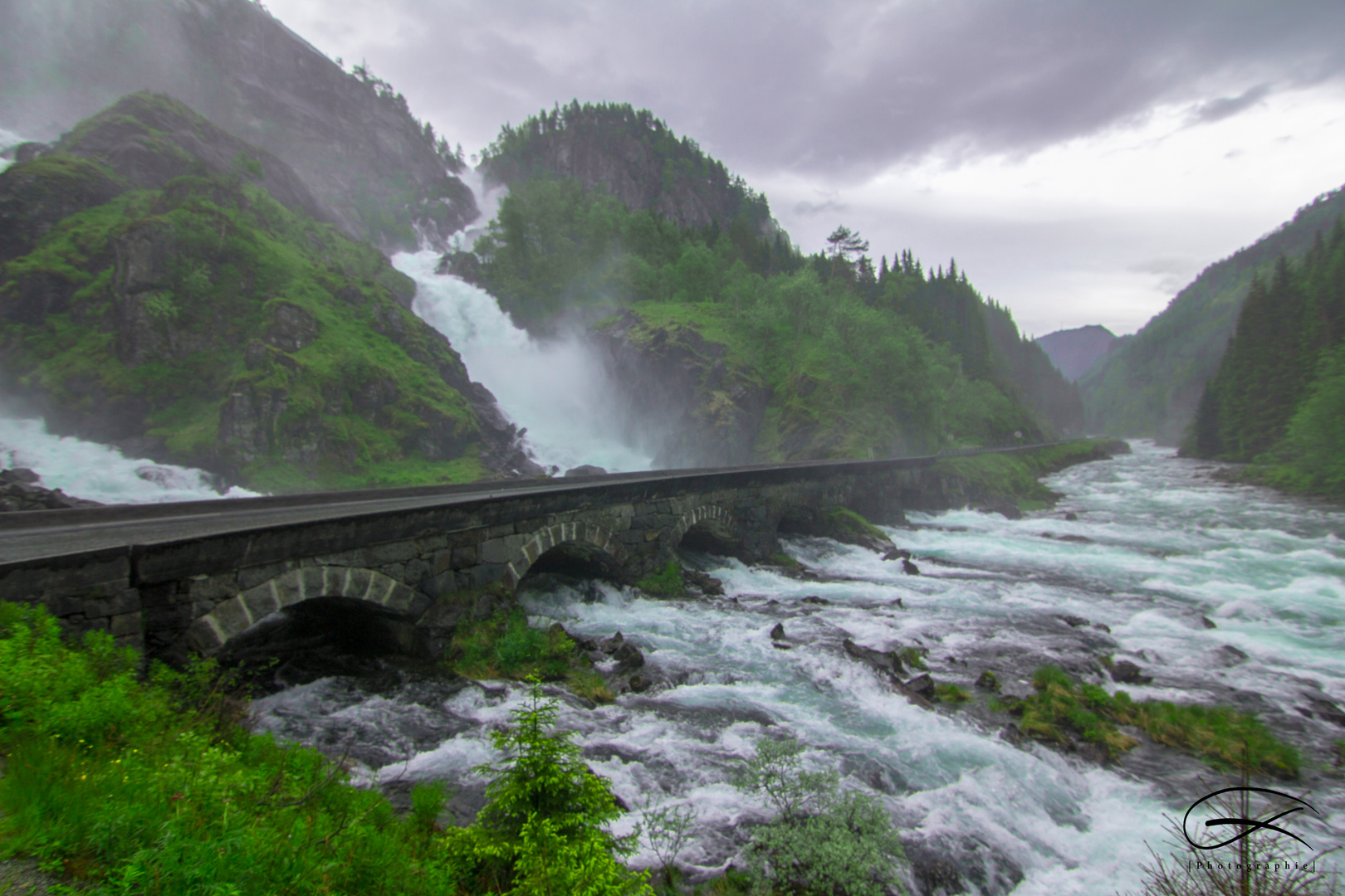 Latefossen - Zwillingswasserfall