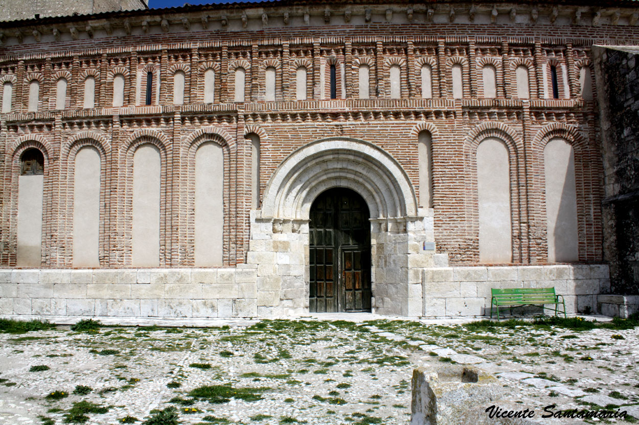 LATERAL DE LA IGLESIA DE SAN ANDRES