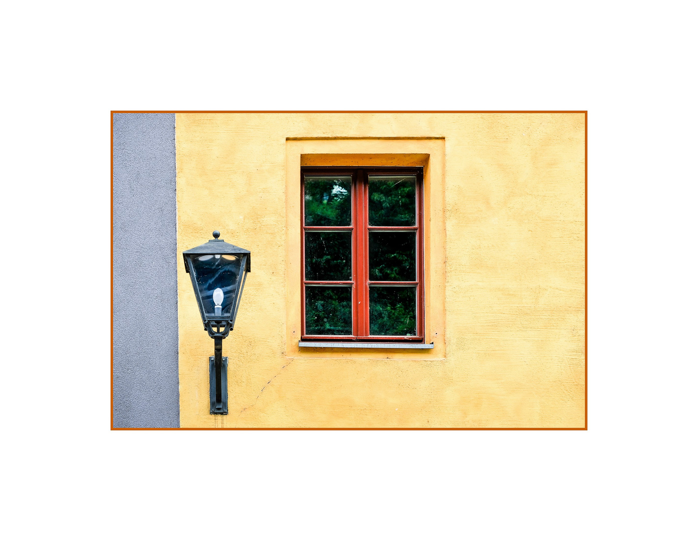 Laterne und Fenster