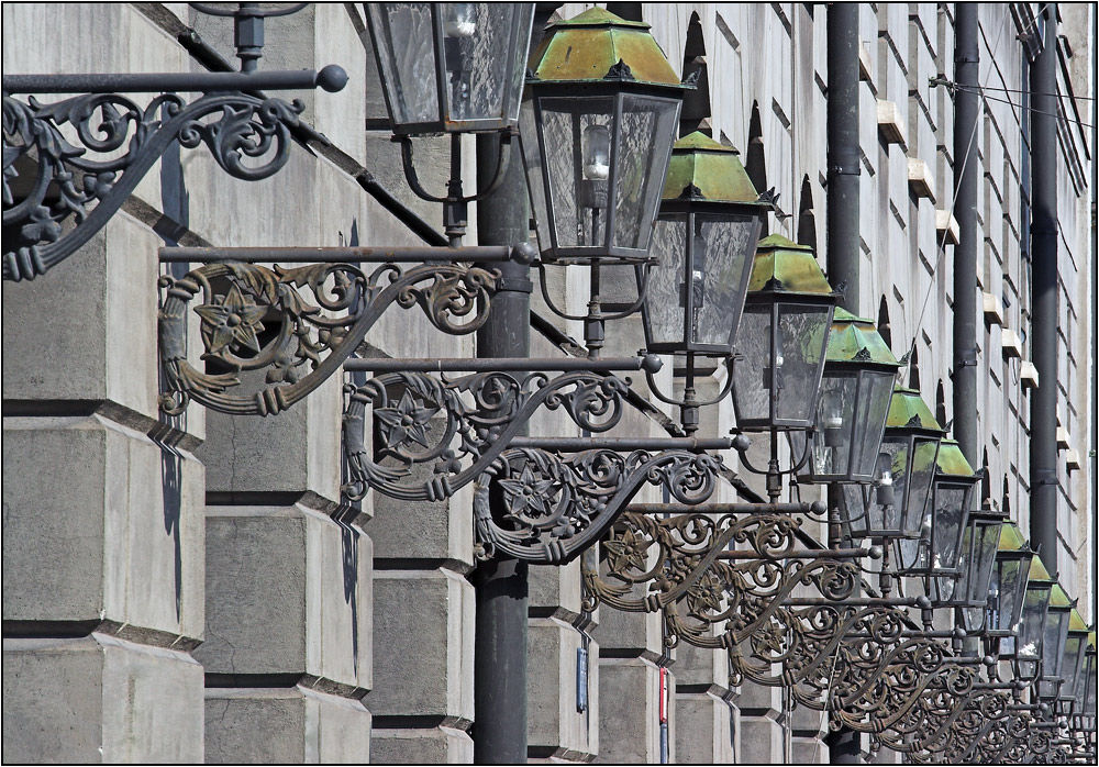 Laternen am Nationaltheater München