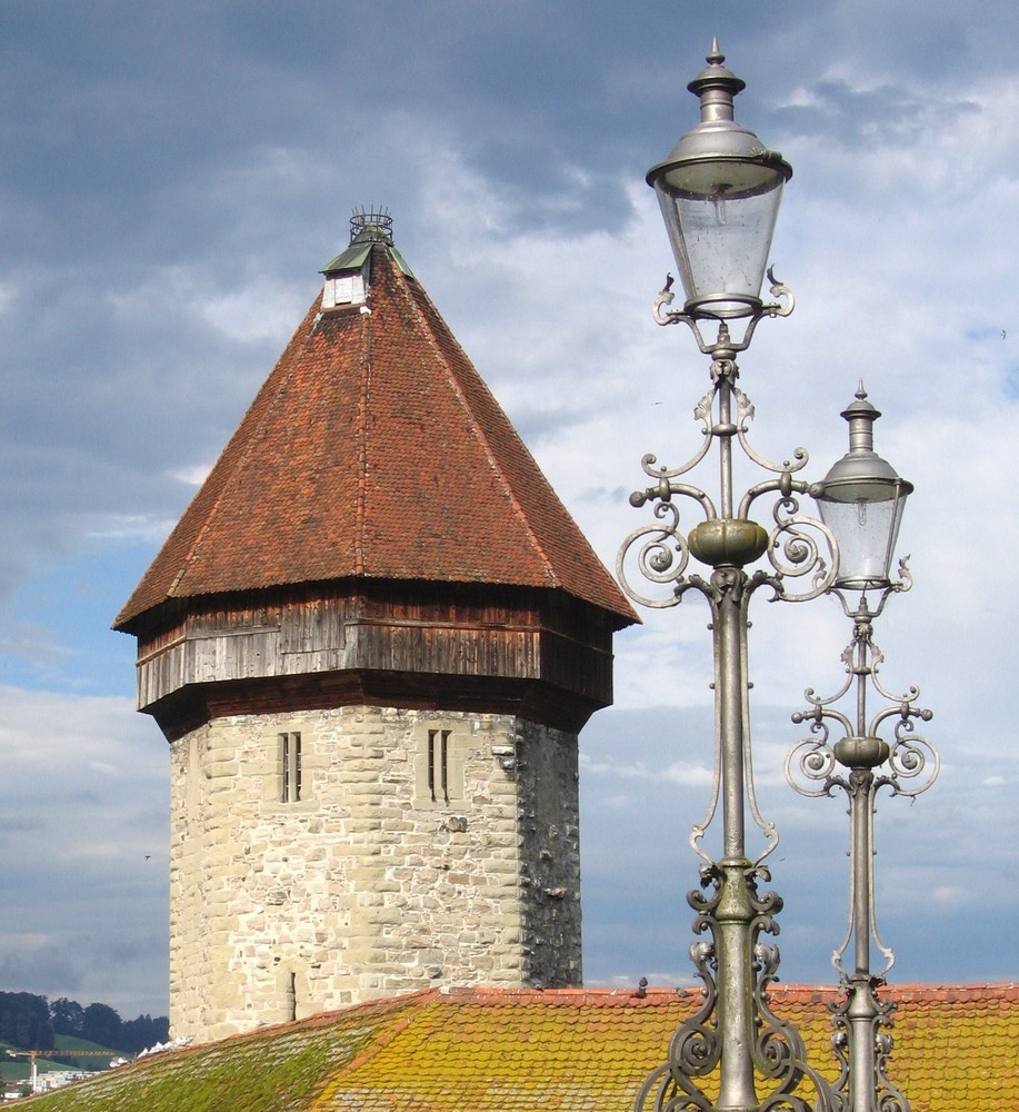 Laternen. Am Wasserturm in Luzern