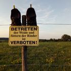 Latschen aus, Betreten verboten