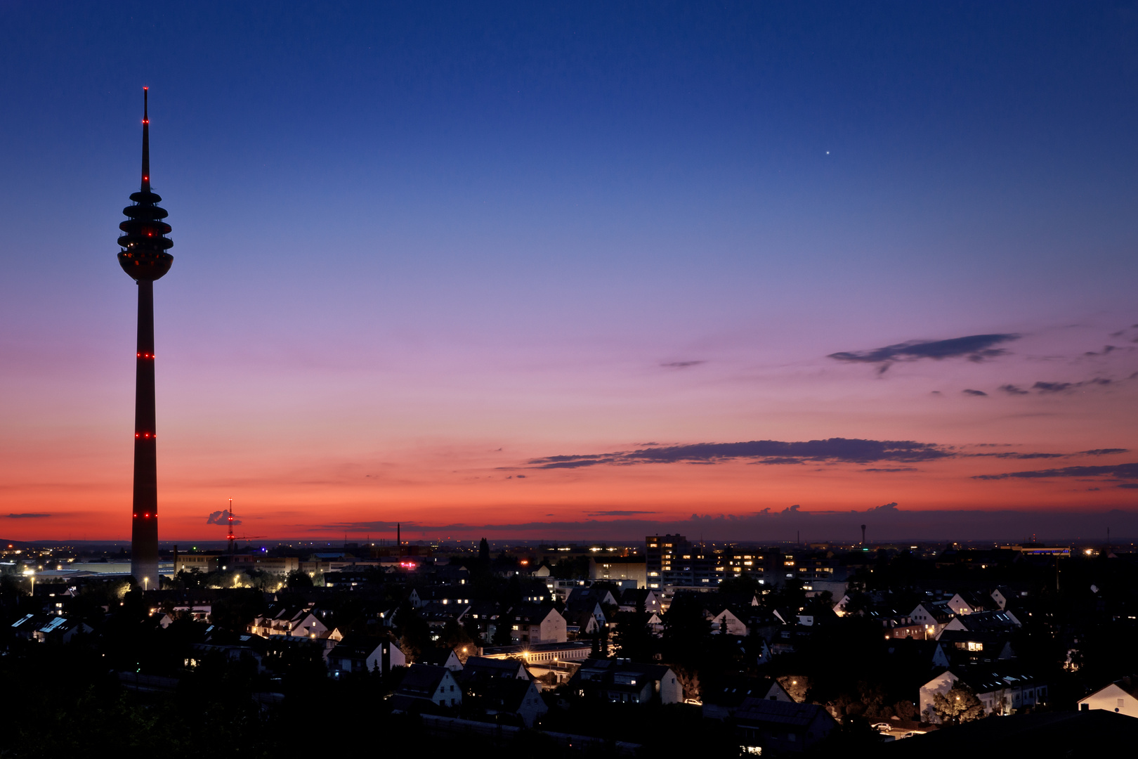 Laue Nacht über Nürnberg