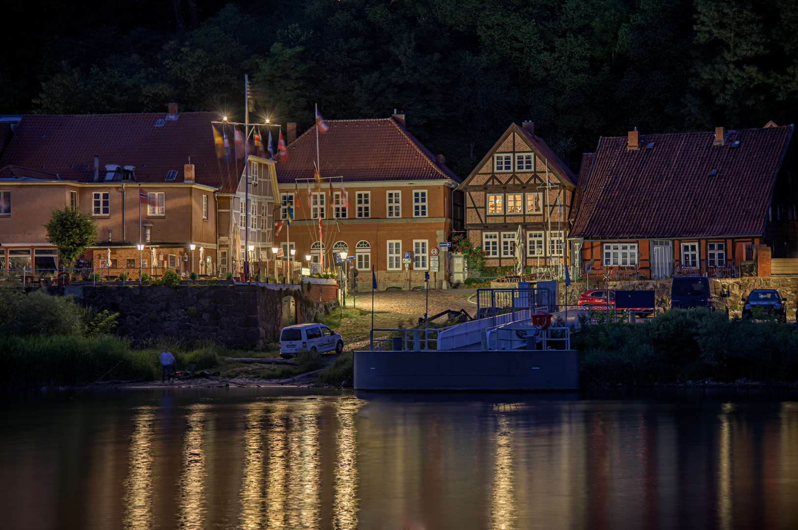 Lauenburg Altstadt - der Angler