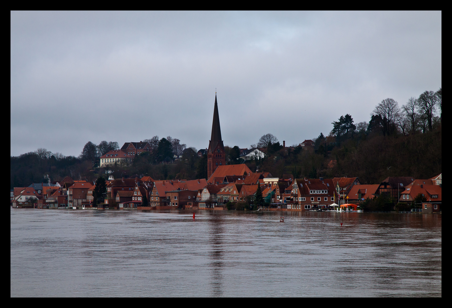 Lauenburg , Hochwasser 2011