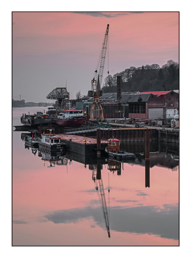 Lauenburger Hafen/Werft